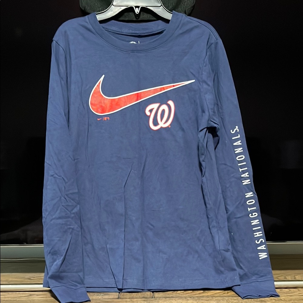 NIKE Women’s Blue Washington Nationals Shirt